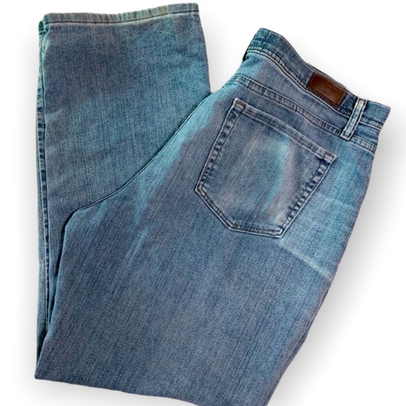 Lee Denim Jeans Light Wash Straight Leg Size 14 Short - Picture 1 of 3